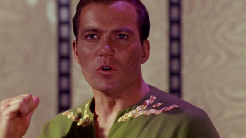 Illustration for article titled I Am Captain Kirk! Star Trek Recap, S01E05: The Enemy Within